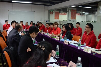 牛商網(wǎng)舉行OA系統(tǒng)正式啟動(dòng)暨簽約儀式