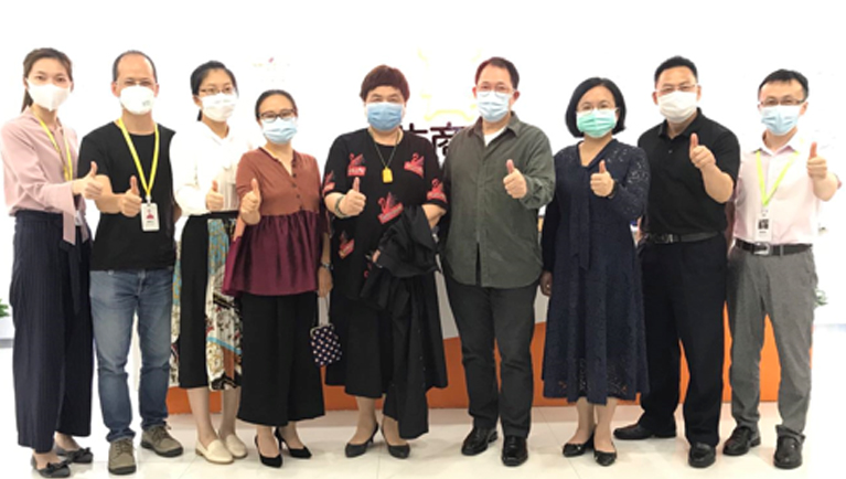 牛商網(wǎng)優(yōu)秀伙伴，一心為客戶服務(wù)